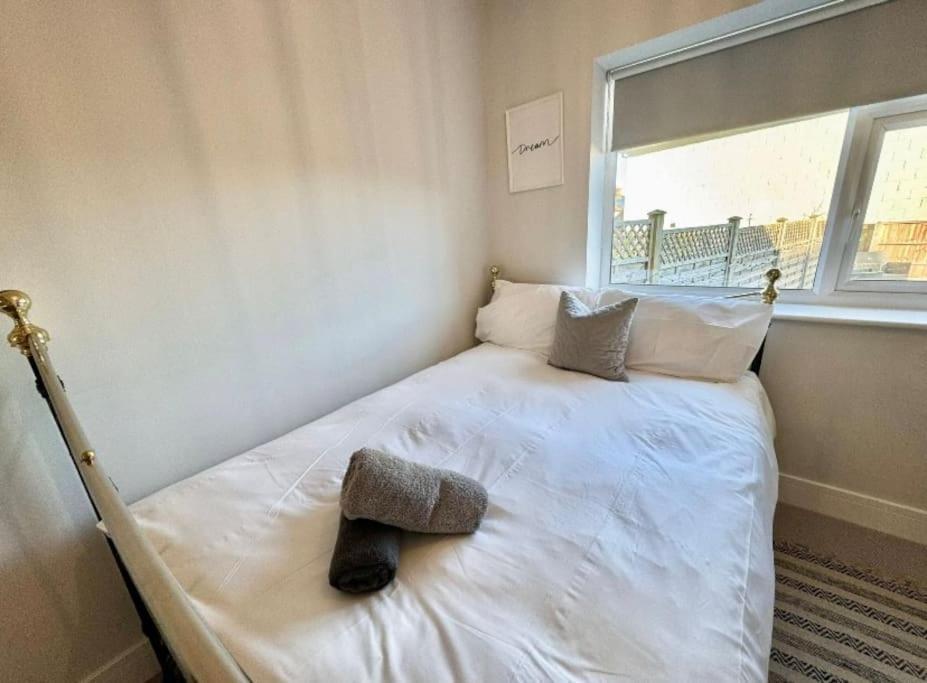 Stylish Apartment Near The Centre Of 哈罗盖特 外观 照片